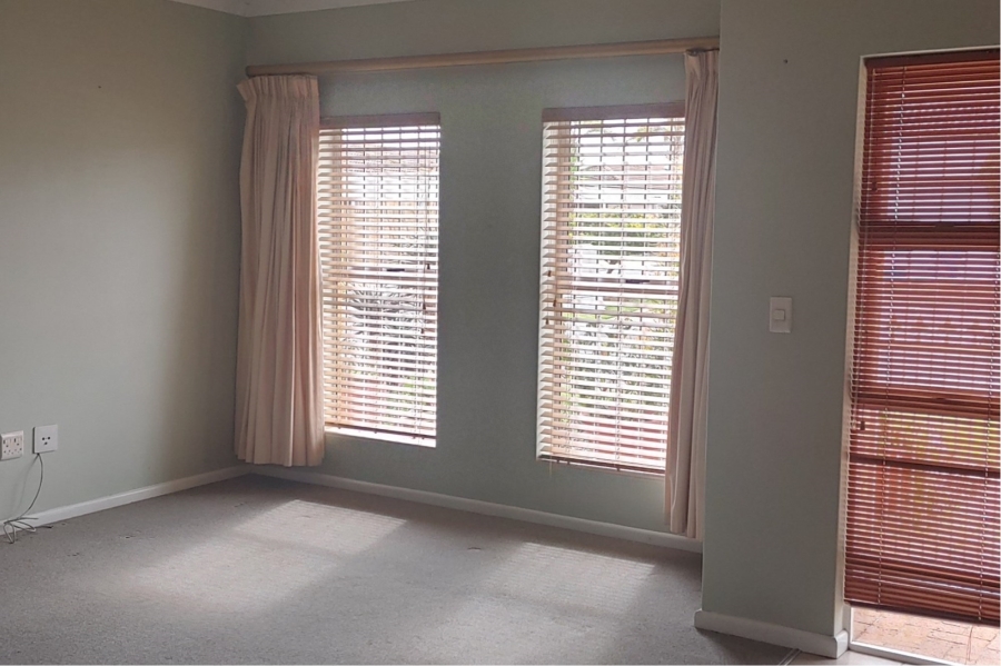 2 Bedroom Property for Sale in Protea Heights Western Cape